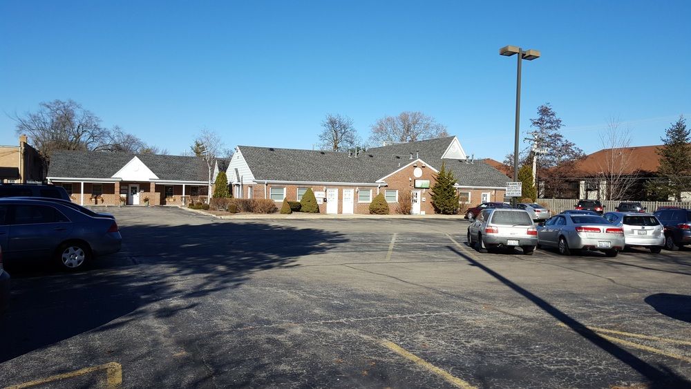 Medical Office Suite: 4727 Willow Springs Rd, La Grange, IL 60525